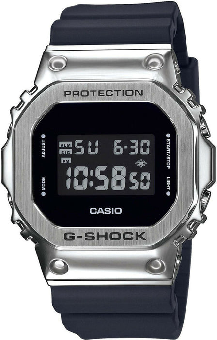 Reloj G-shock caballero GM-5600U-1