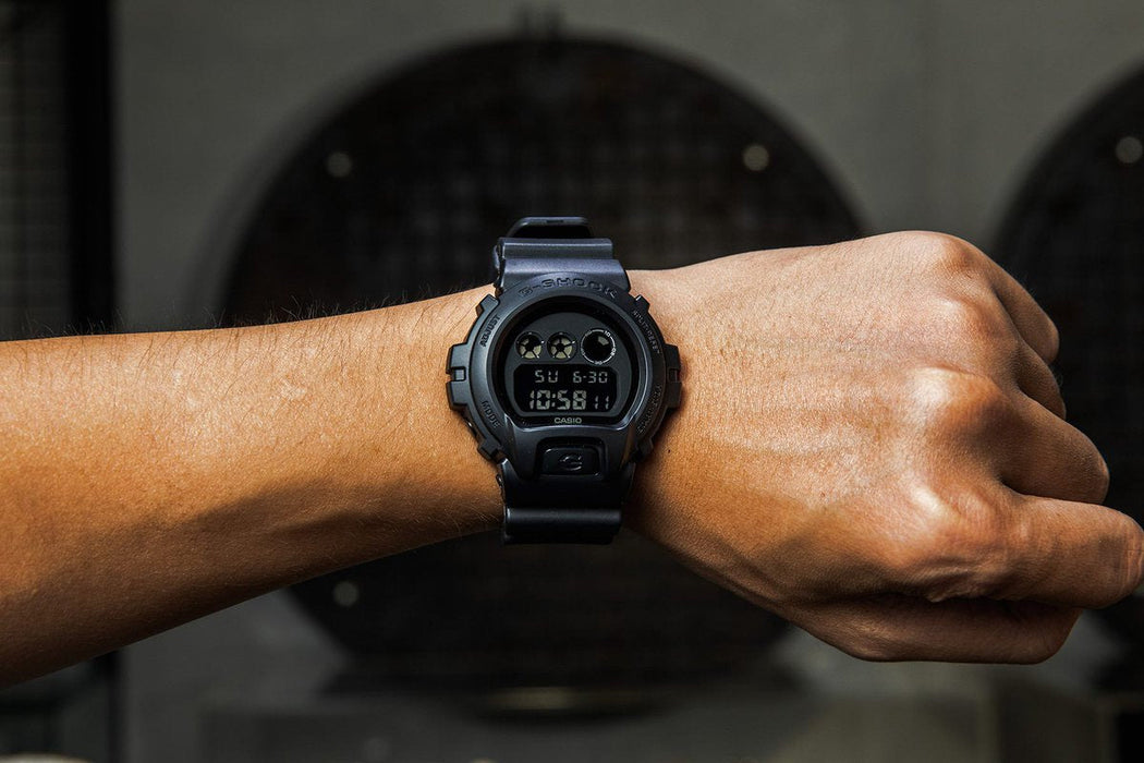 Reloj G-Shock deportivo correa de resina DW-6900BB-1