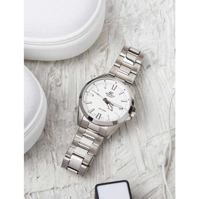 Reloj Edifice casual correa de acero inoxidable EFV-100D-7AV